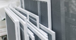 Москитные сетки на пластиковые окна Белореченск купить по цене от 953 руб.
